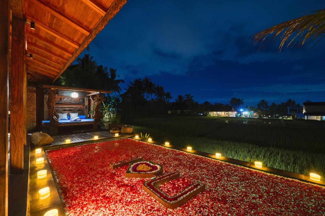 Airsania Ubud Antique Villas Экстерьер фото