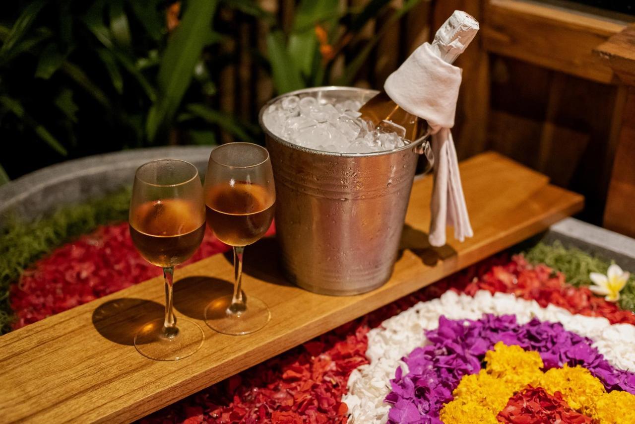 Airsania Ubud Antique Villas Экстерьер фото